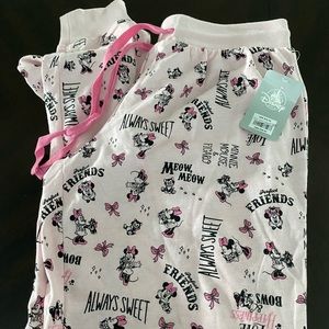 Minnie Mouse joggers sleep wear size ladies M pink